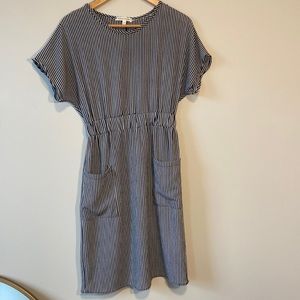 Stevie Hender midi dress with pockets